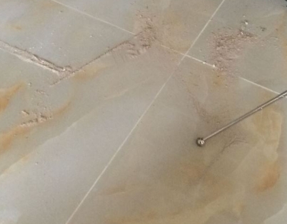 叶城瓷砖空鼓维修公司分享粘合剂选择不当在瓷砖铺贴过程中可能导致以下问题